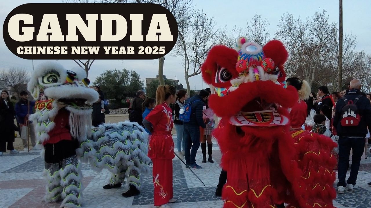 Gandia Espa&ntilde;a : Lantern Festival and Tiger and Dragon Parade for Chinese New Year