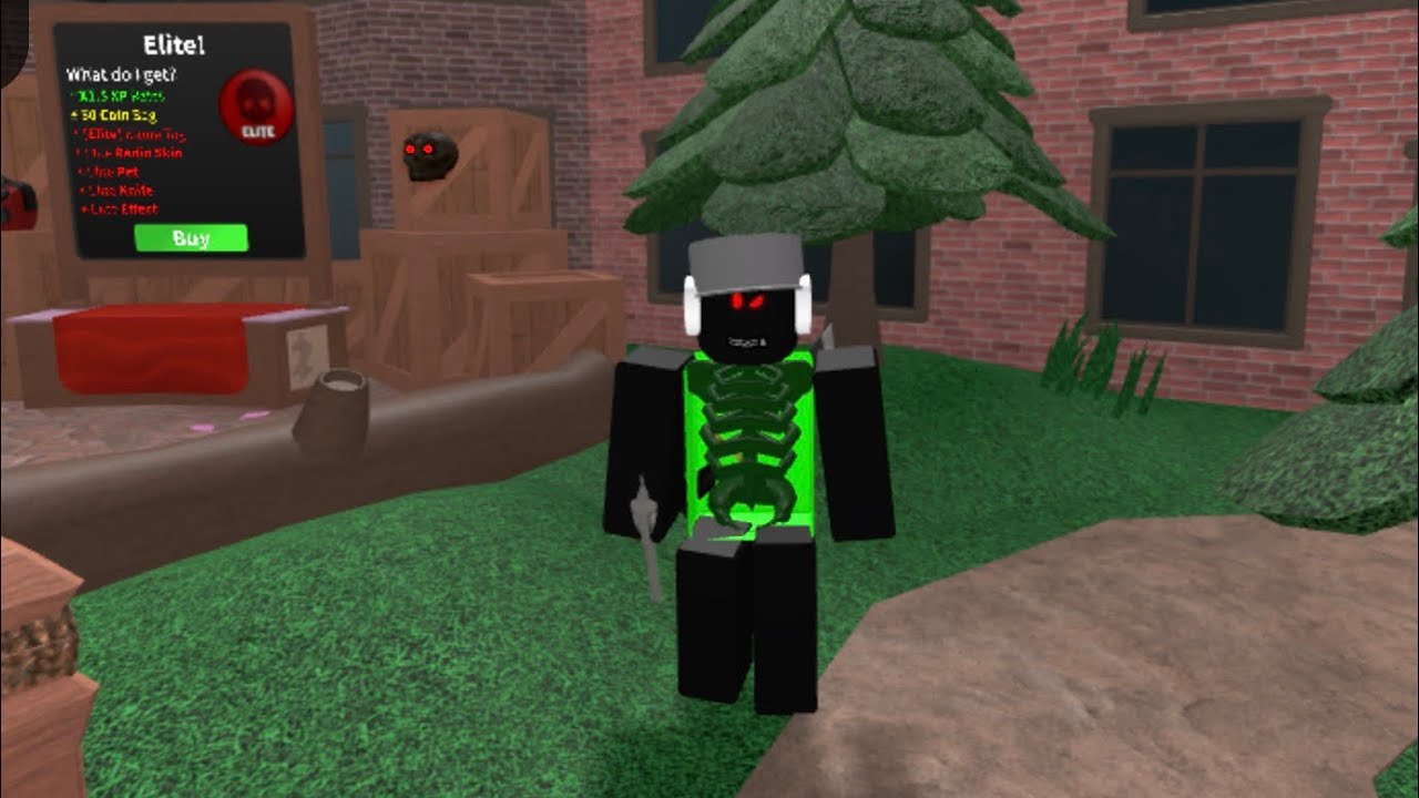 Playing mm2🤫🔫