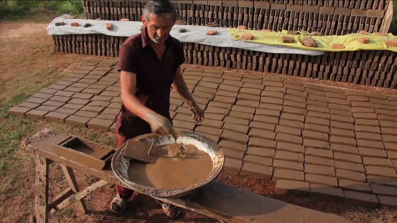 A sár mesterei / Meșterii nămolului