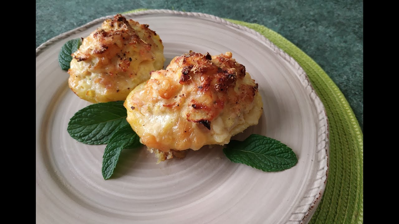 PATATE RIPIENE AL FORNO