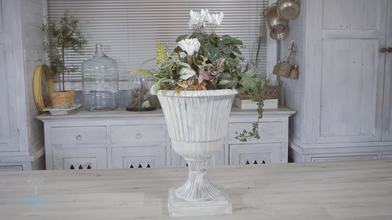 How to make a Pot-et-Fleur Floral Design: Fresh Plants and Cut Flowers