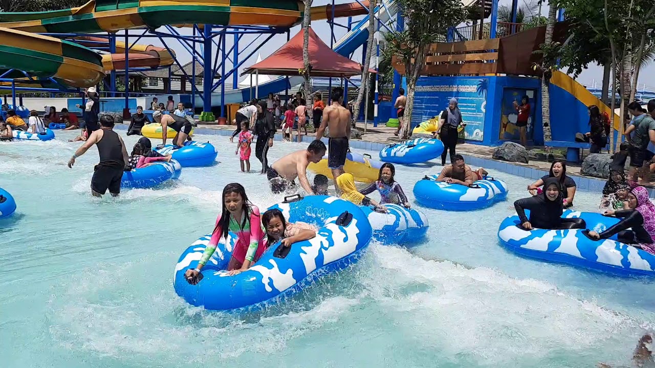Sensasi Kolam Ombak Di Saygon Water Park (SWP) - Pasuruan