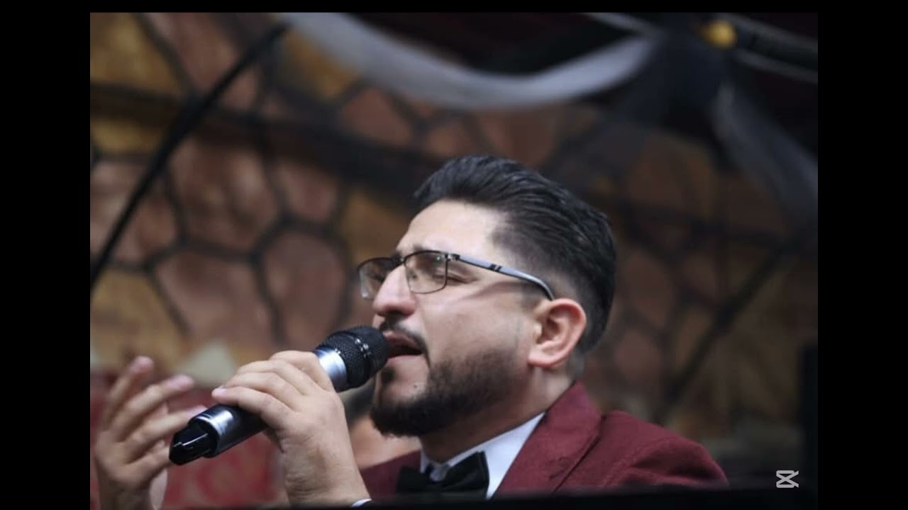 :موشح يامر عجباً الفنان زكريا خيري