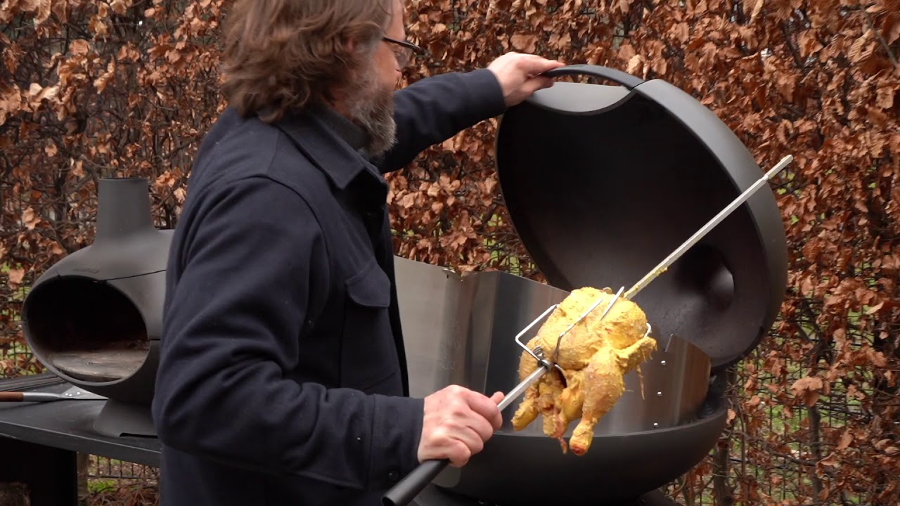 Tandoori-kylling – retten tilberedes på Forno Gas Grill med rotisserie