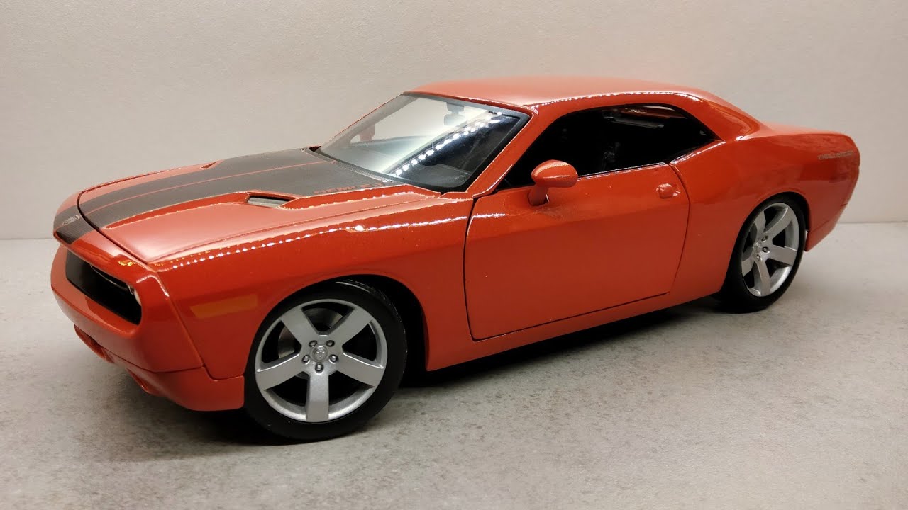 Dodge Challenger RT 1:18 Maisto Обзор модели