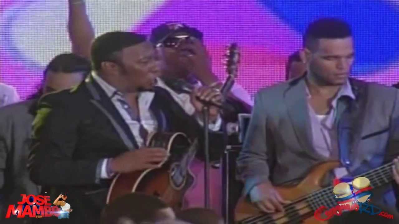 @AnthonySantosDR - Loco Por Ti 'En Vivo' (Fiesta Navidad @TelemicroHD) @JoseMambo @CongueroRD