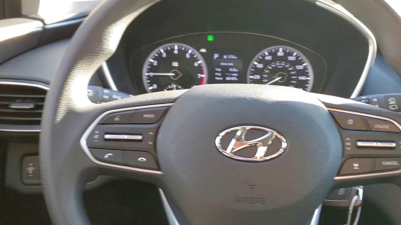 2019/2020 Hyundai Santa Fe SE Start Up and In-Depth Review