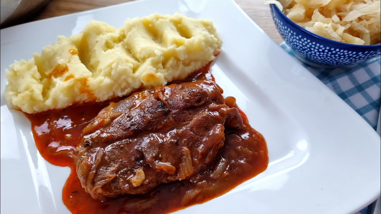 Ceafă de porc🥩 la tigaie in sos cu ceapa🧅‼️ Friptura la tigaie in sos de ceapa‼️@alinainbucatarie