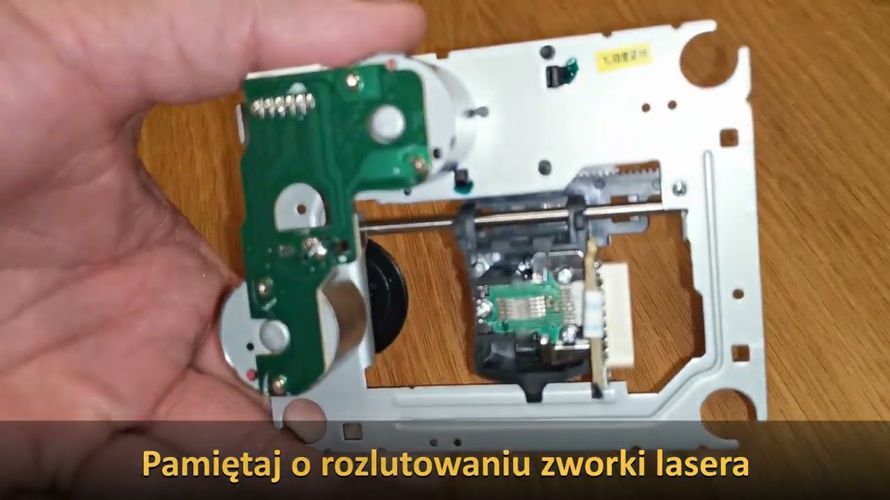 Wymiana lasera SF-P101N w boomboksie - BLAUPUNKT BB30BT