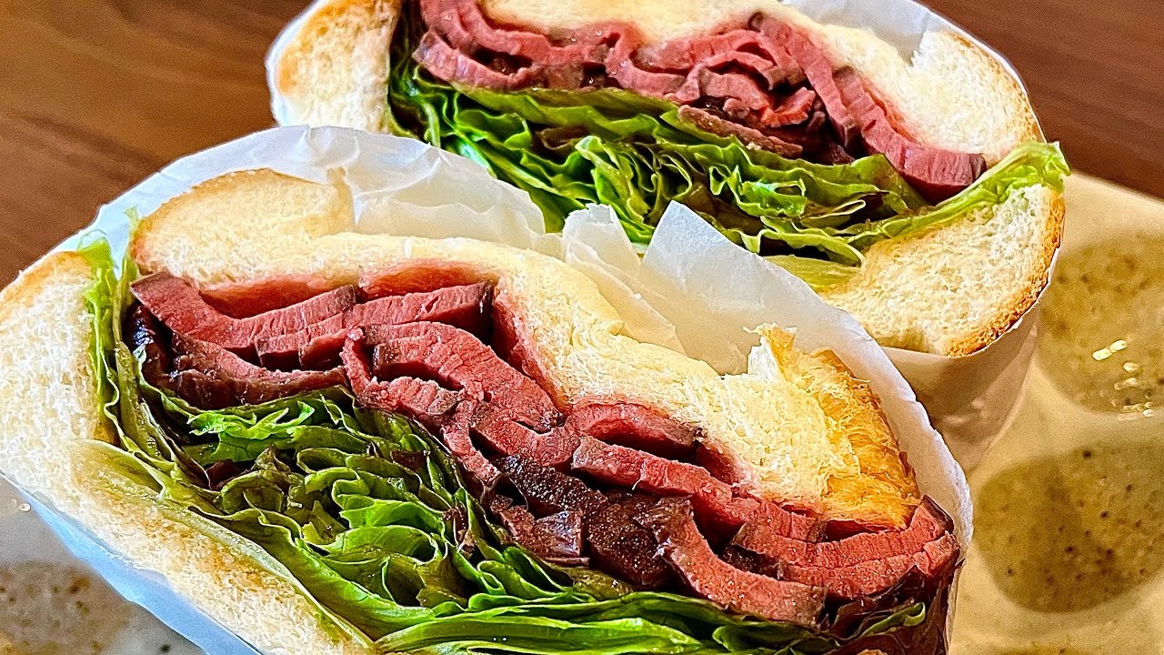 【ローストビーフサンド】ズボンを履き忘れた、妻のしもべ。