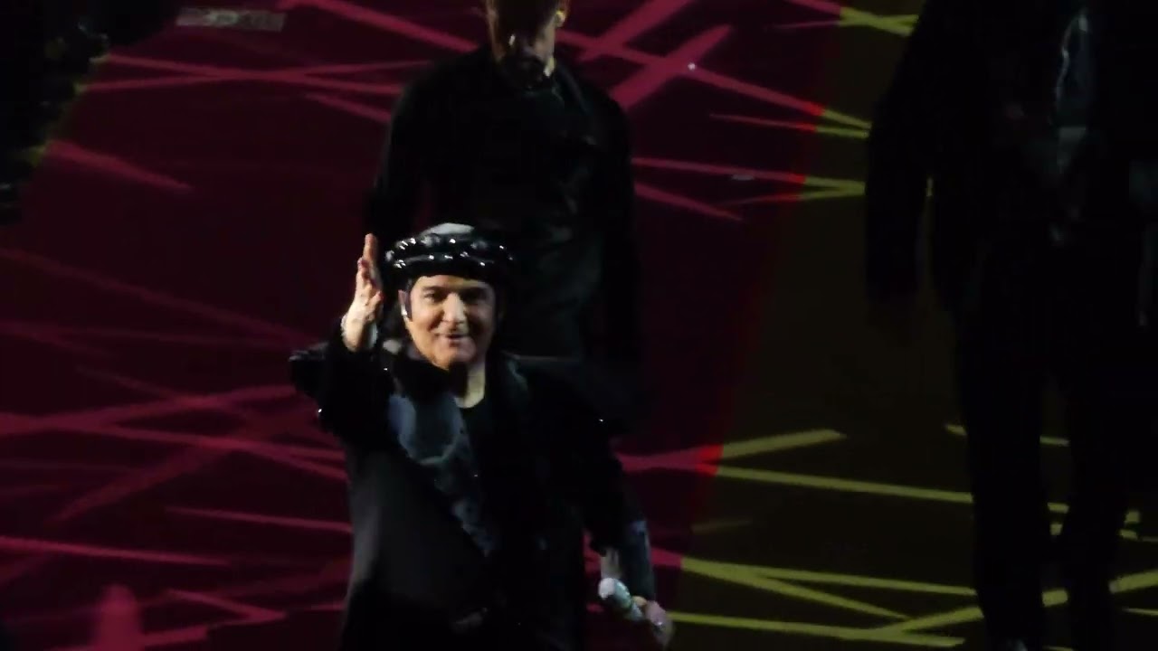 VITA + CODA STRUMENTALE - AUTORITRATTO TOUR 2024 - RENATO ZERO - FIRENZE 09/03/2024