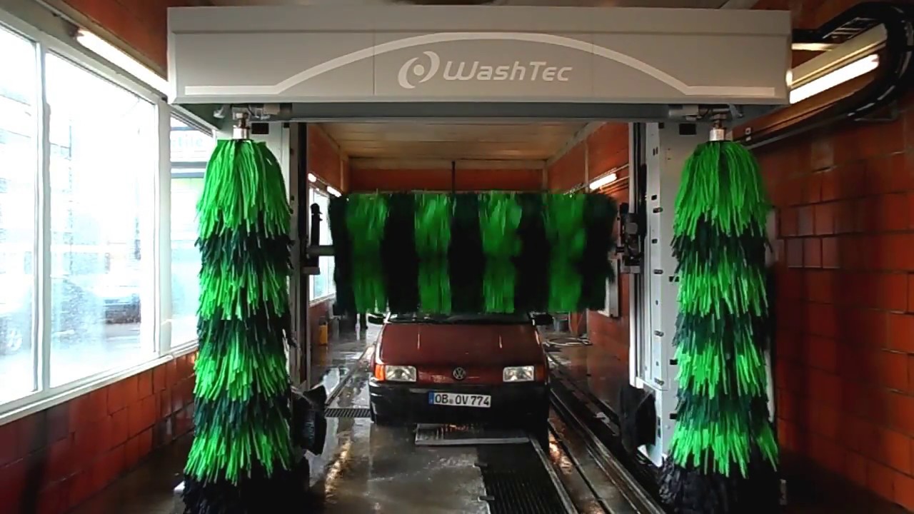 Auto Waschen mit Portalwaschanlage SoftCare² Takt / Washtec