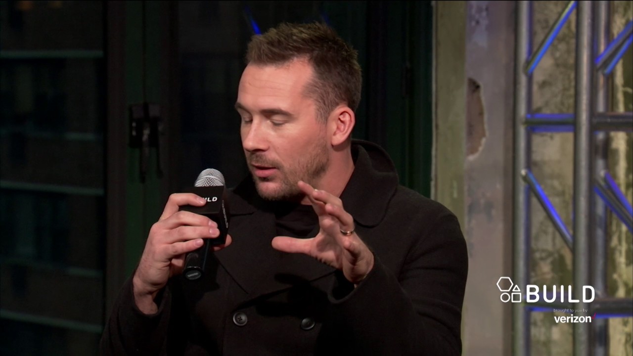 Barry Sloane Talks About The Intense Bootcamp Training He Did For "SIX"