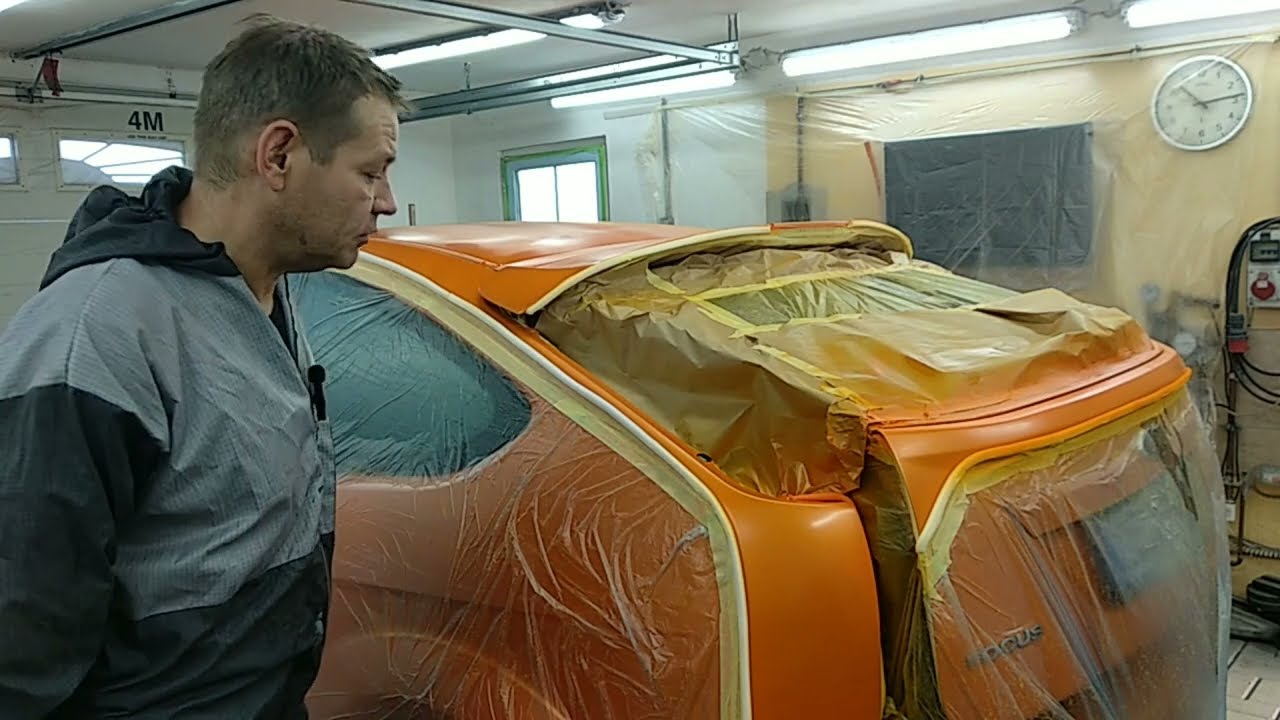 Ford Focus ST , Teil 3. Dach lackieren, lackübergang. Electric Orange