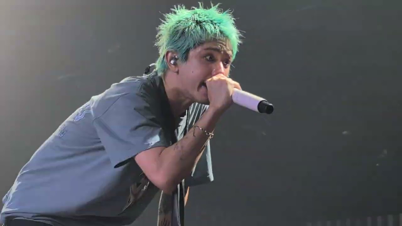 One Ok Rock - The Beginning @ Mitsubishi Electric Hall Düsseldorf (Preminition World Tour)