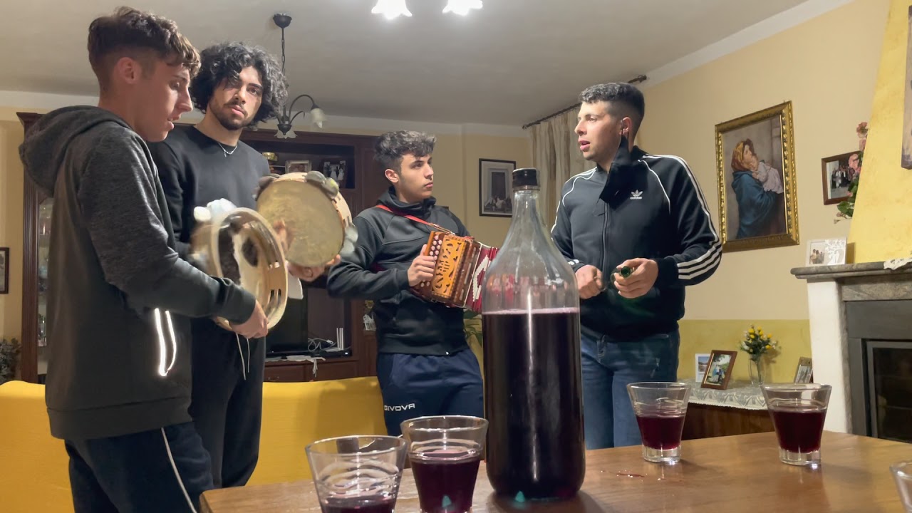 -zampognari di laino-a Lauriota