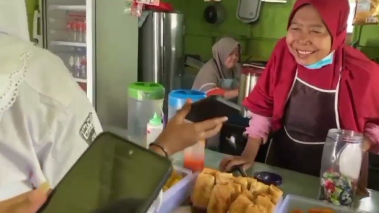 tugas ekonomi Kel 3