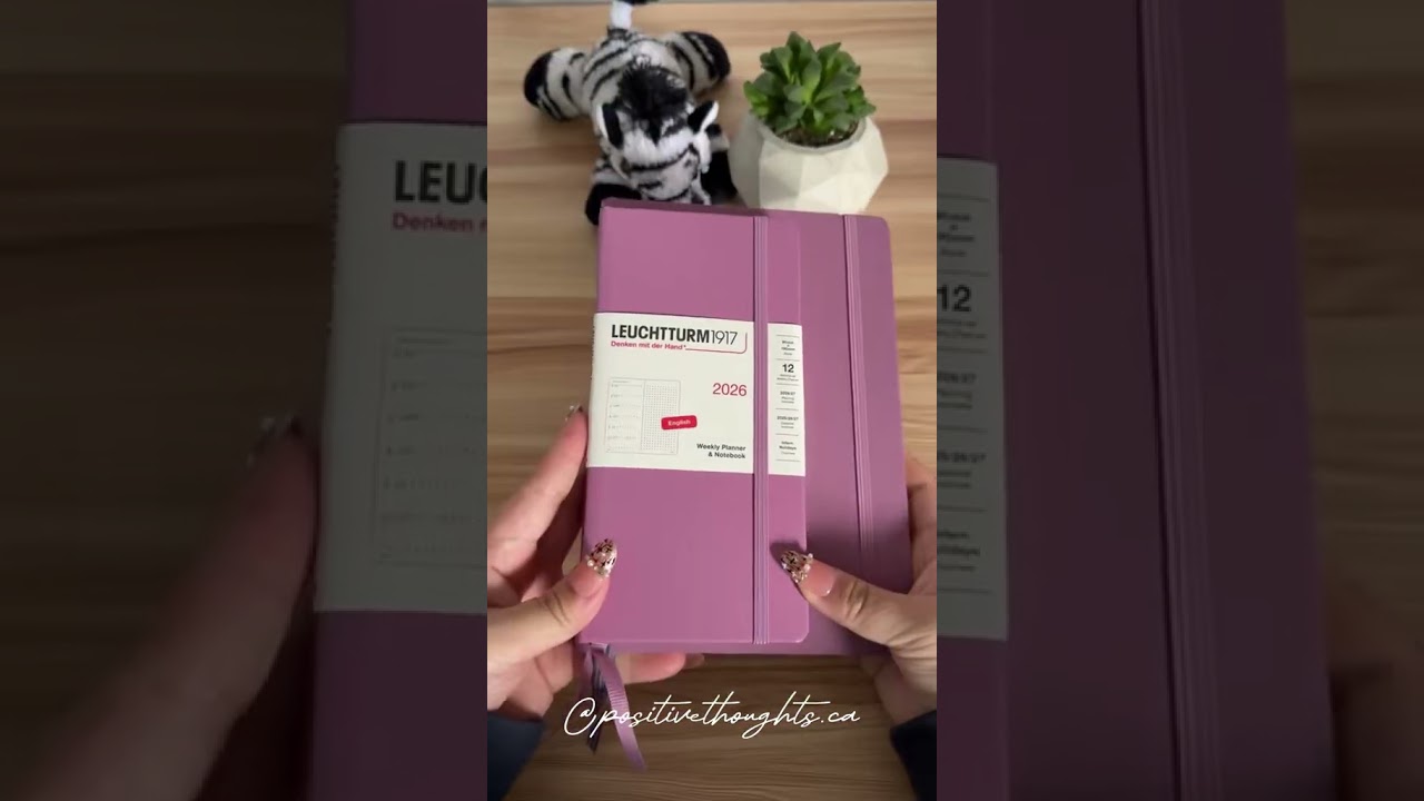 Comparing Leuchtturm1917 Weekly Planner & Notebook in the 🆕 Wallet size #plannergoodies