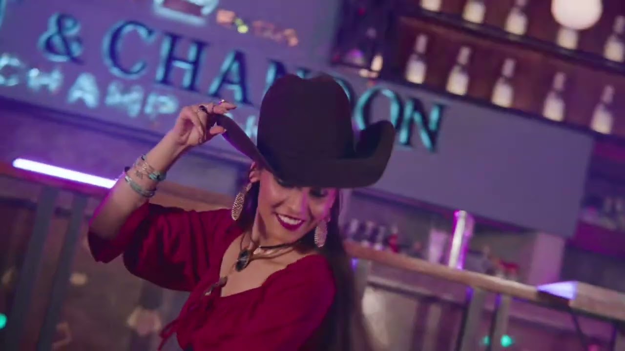 LA MÍSTICA / CONJUNTO NUBE FT LOS PRIMOS DE DURANGO