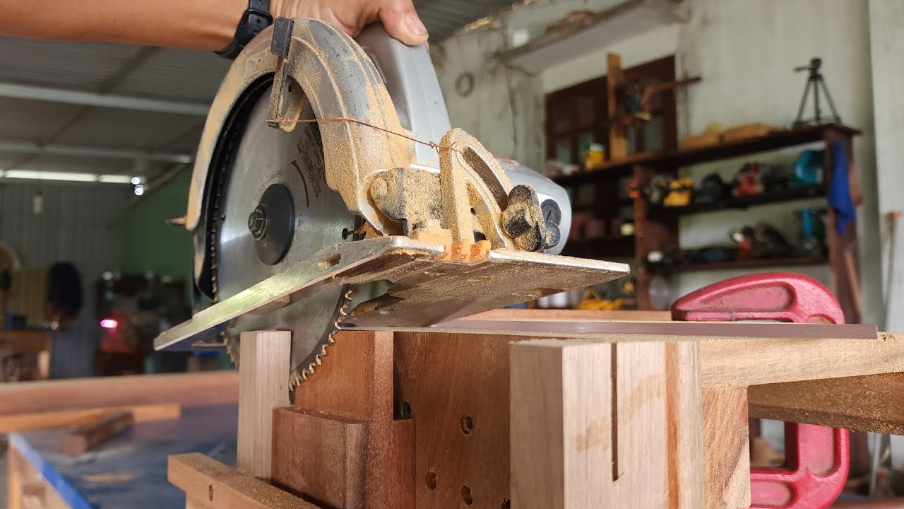 How to make a wood joint with a portable circular saw | Woodworking Wisdom