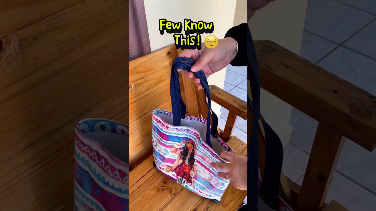 This is a practical way to carry heavy bags&mdash;super easy! 😎 #home #hack #tips #lifehacks