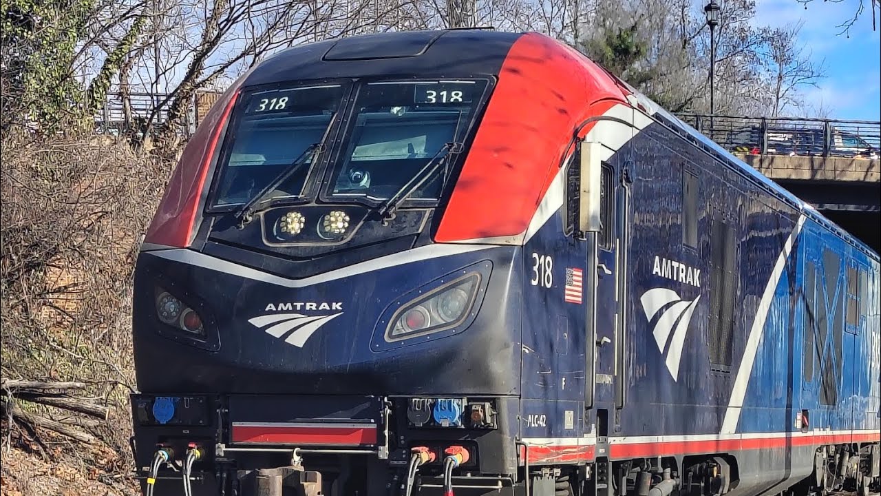 Amtrak 151 deporting Charlottesville Va #railfan #amtrak 