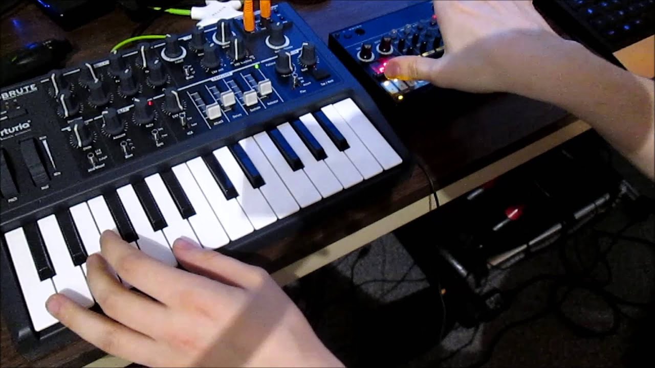 Giorgio by Moroder (Daft Punk) Theme on Arturia Microbrute + Korg Volca Beats