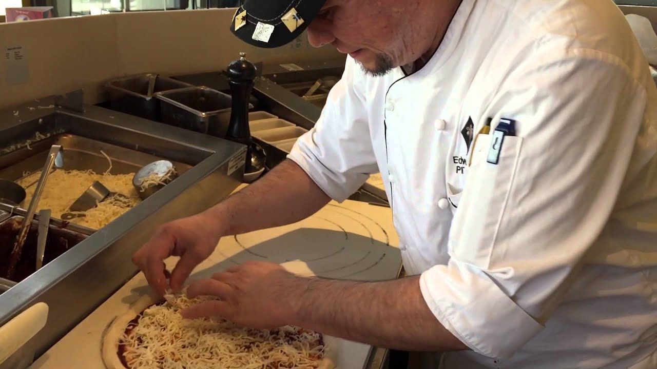 California Pizza Kitchen: BBQ Chicken Pizza