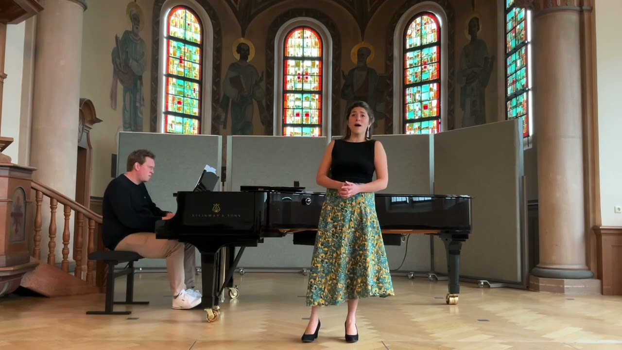 Charmant Papillon  · Josefina Legarra
