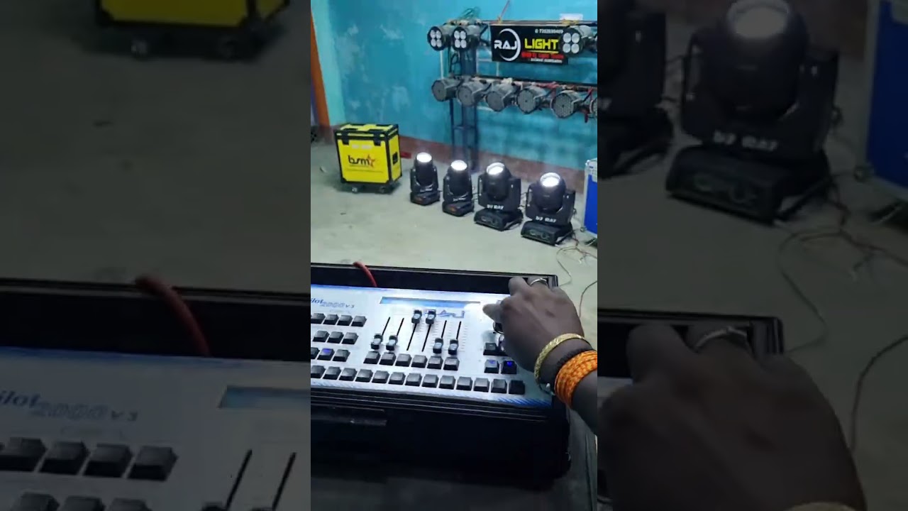 Pilot 2000 Controller Running Sharpy Light #djlight #dj #flashlight #ledlight #djlights