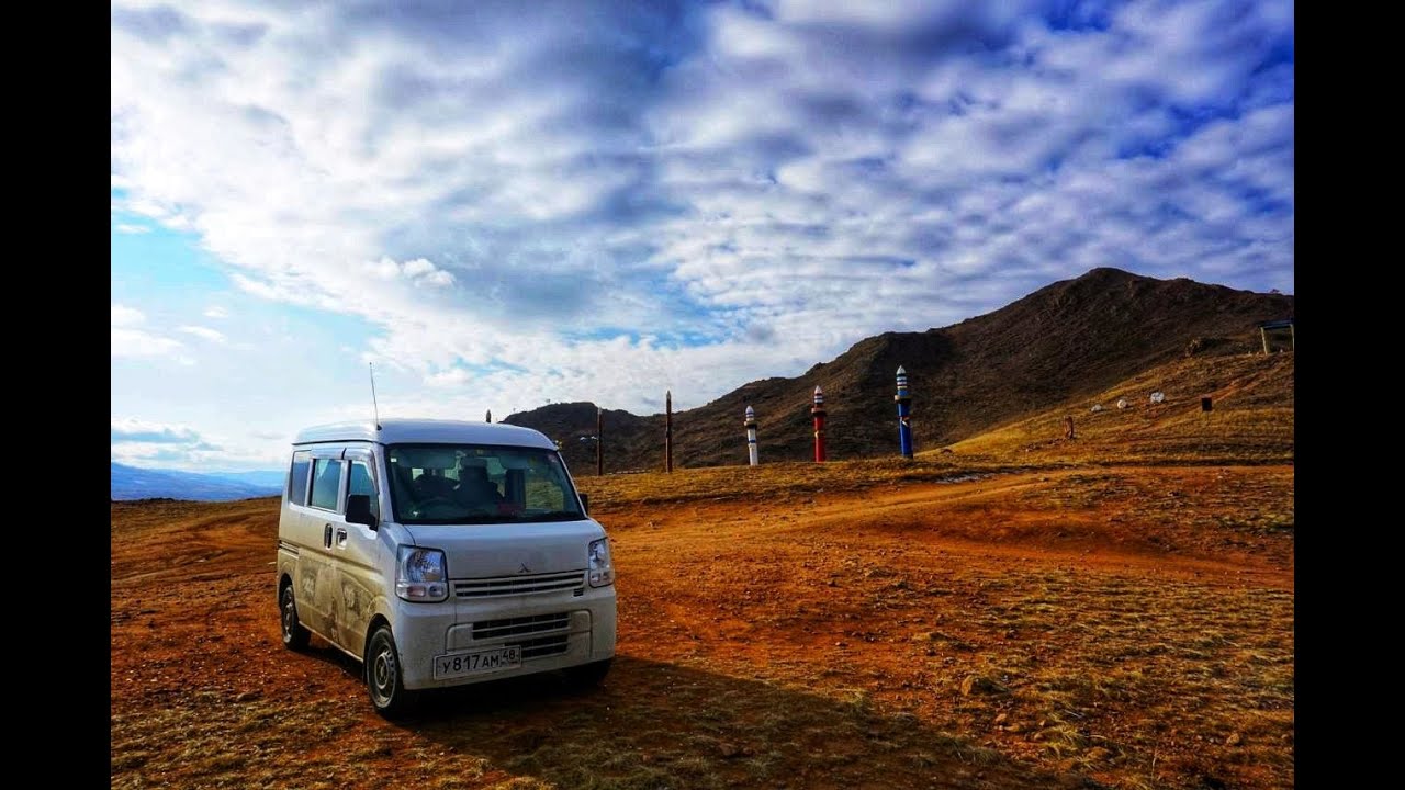 КейКар Mitsubishi Minicab 2016. Наш обзор на маленький но вместительный мини бус забавной внешности.