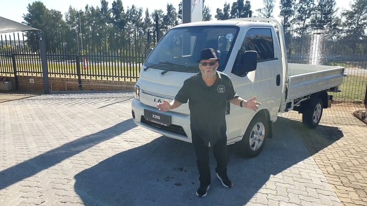 JAC FOURWAYS - SAVE R70 000 ON THE JAC X200