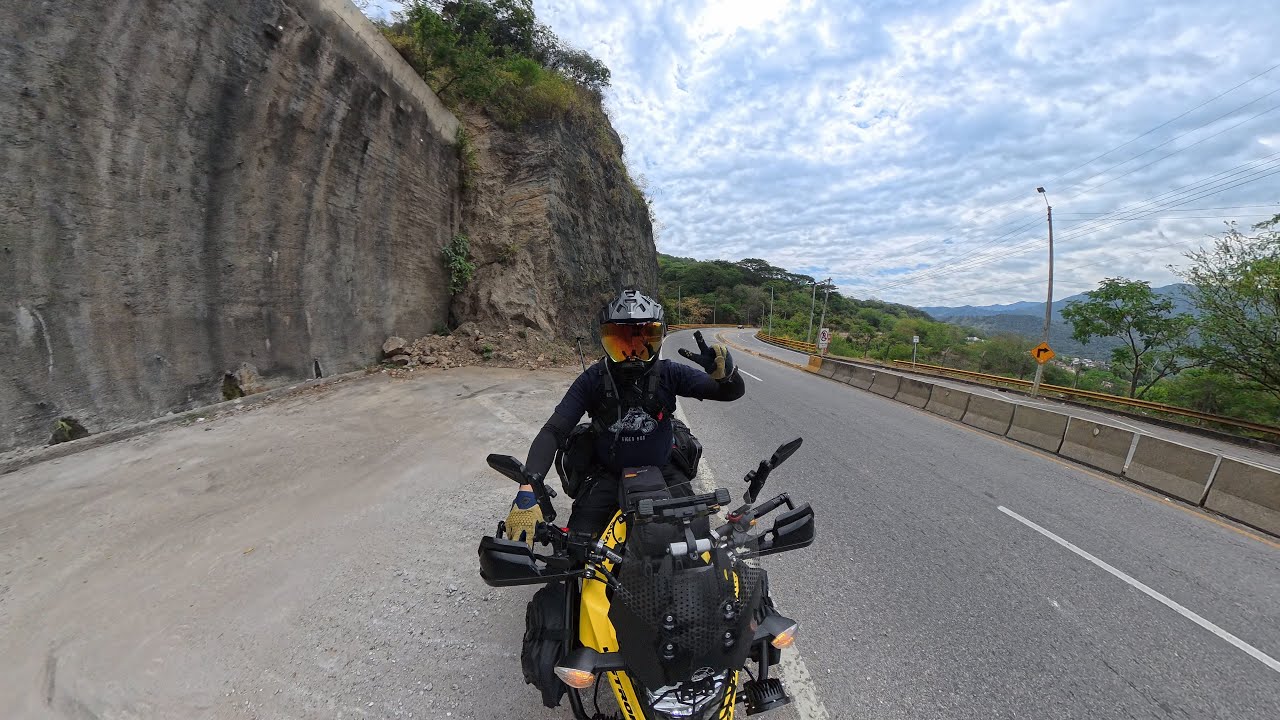Rumbo a Guaduas | Ruta de los nevados (S2/E1) | V-strom 250 sx