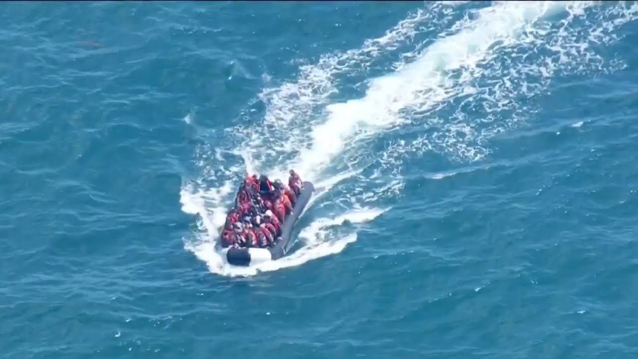 Record number of migrants arrive in UK