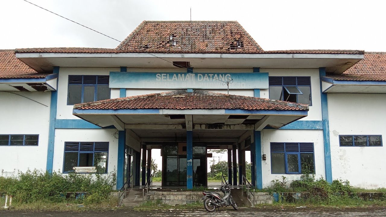 TERMINAL BUS  LAMA MENJADI KENANGAN SAJA SEKARANG 