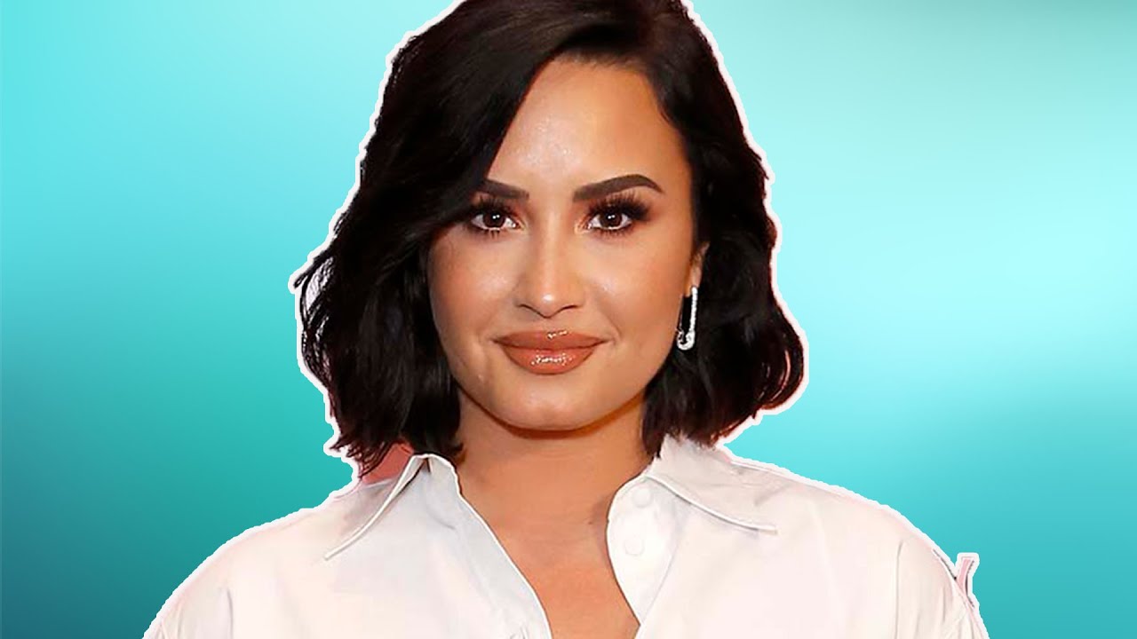 Demi Lovato Jokes About Going To Rehab During 'Sonny With A Chance' Reunion | Hollywire