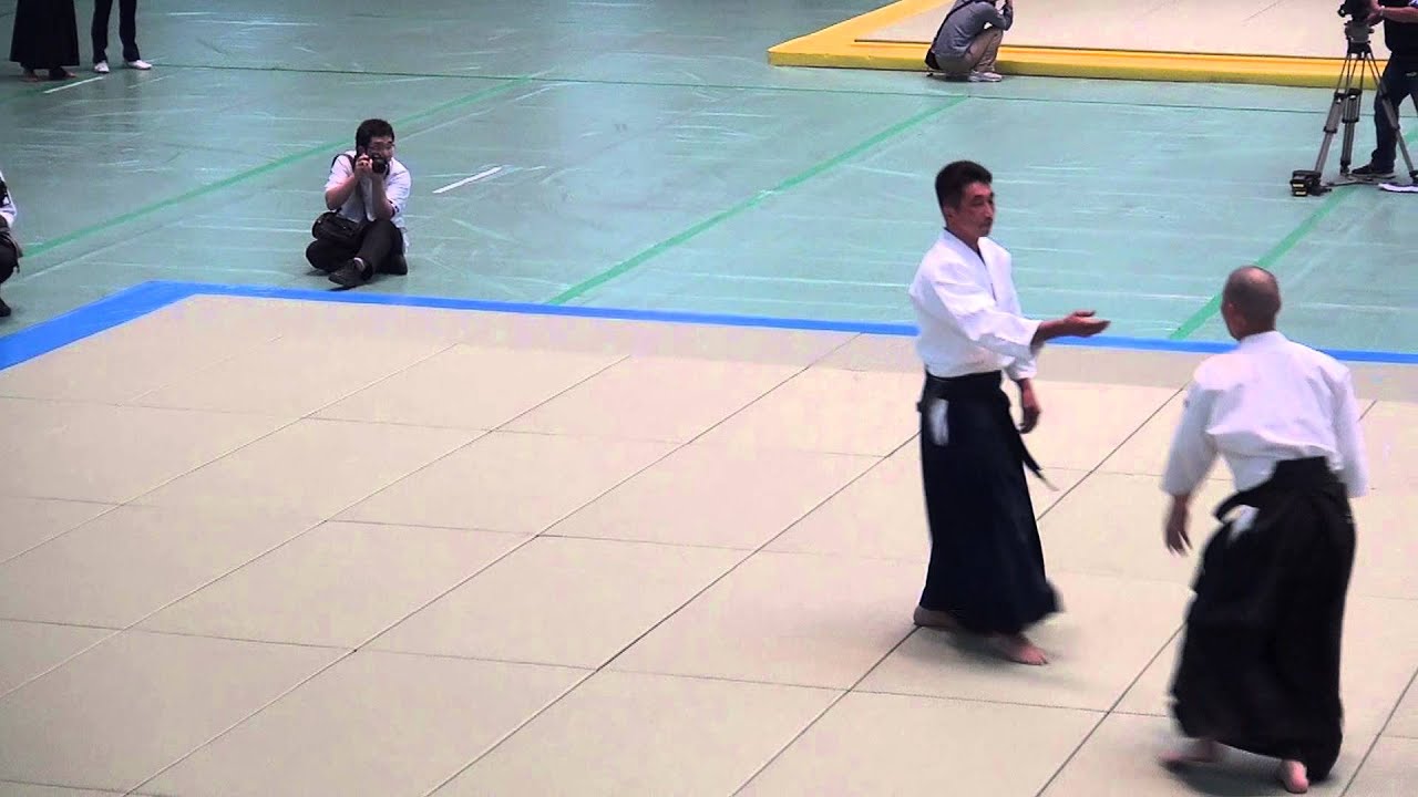 第５１回全日本合気道演武大会遠藤征四郎門下有賀指導員水間涼介