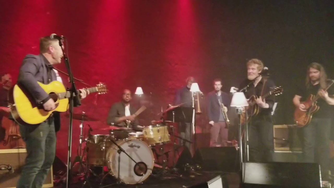 Glen Hansard  with Mark Geary: It Beats Me – Into The Mystic  Vicar St. Dublin IE 12-18-2017
