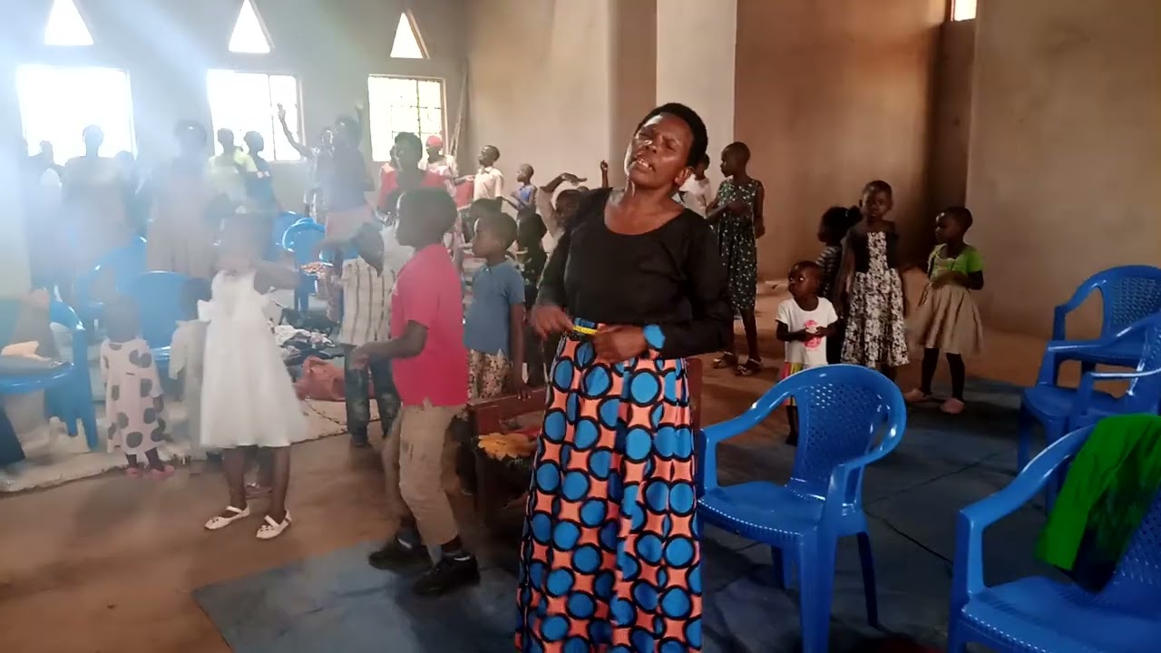 Praising By Bishop Elia Kamanzi.