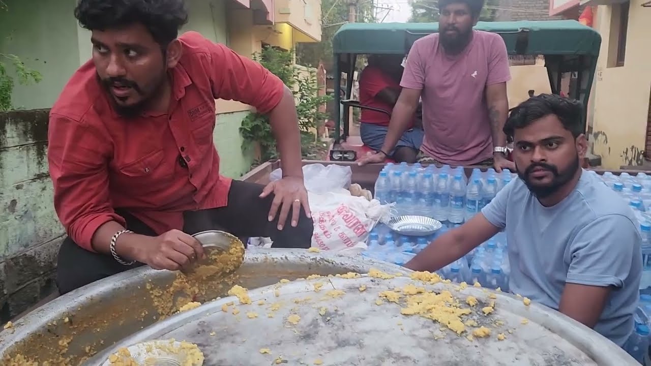 Day-5  டிராக்டரில் சென்று மக்களுக்கு உணவு அளித்தோம் வெள்ளம் சூழ்ந்த பகுதிகளில் ⛑️