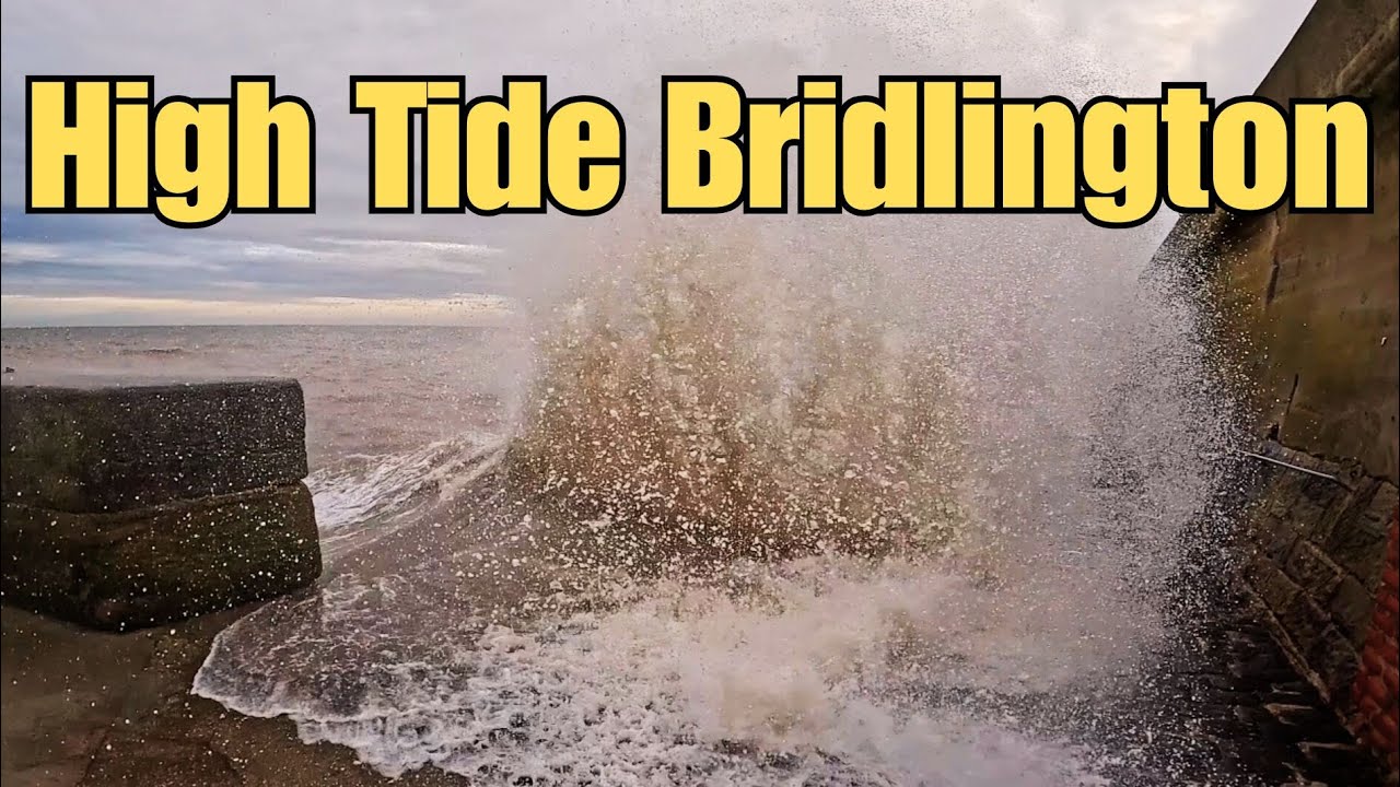 Bridlington Seafront in November 🌊 | Calm Seas, Harbour Walk & Dramatic Moments!