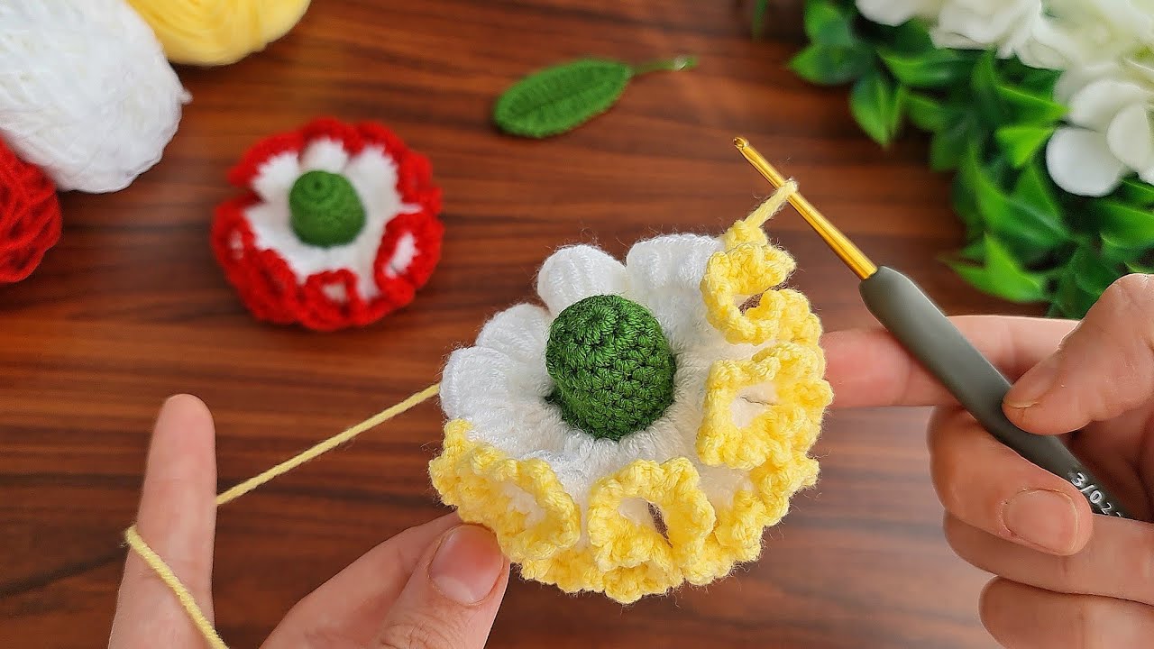 3D⚡💯Crochet Flower 💯👌Very easy crochet vase rose flower making for beginners.