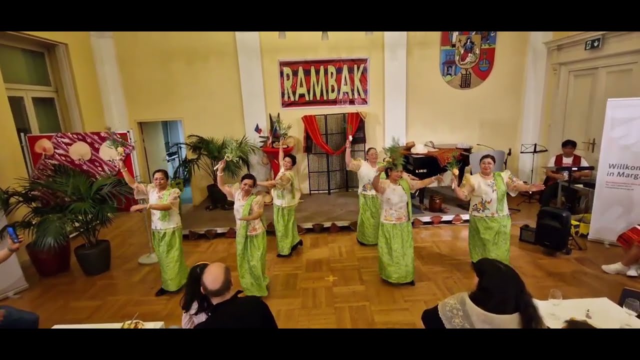 RAMBAK-DAS FEST LAWISWIS KAWAYAN FOLKDANCE -FCCCHOR VIENNA,AUSTRIA