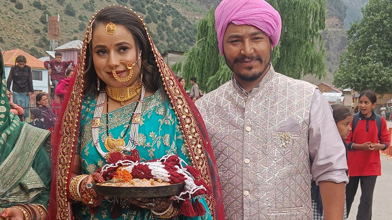 PADDARI WEDDING DANCE// SHIVANI RANA & AKSHAY PARIHAR// PANI DIKHAI