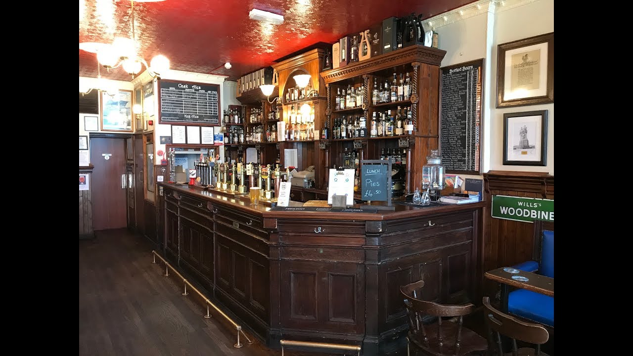 100 Great Scottish Pubs   Bow Bar