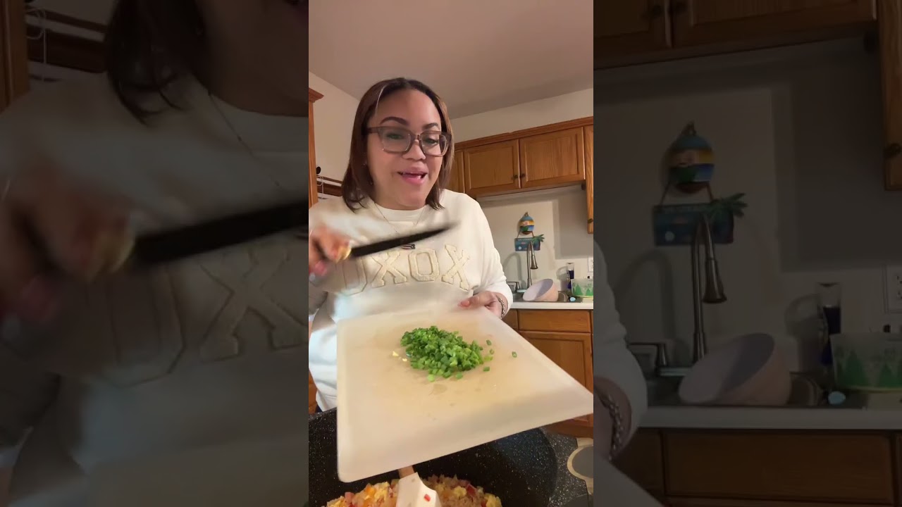 Arroz chino #lifestyle #food #moments #cooking #parati #video #fyp #youtubeshorts 