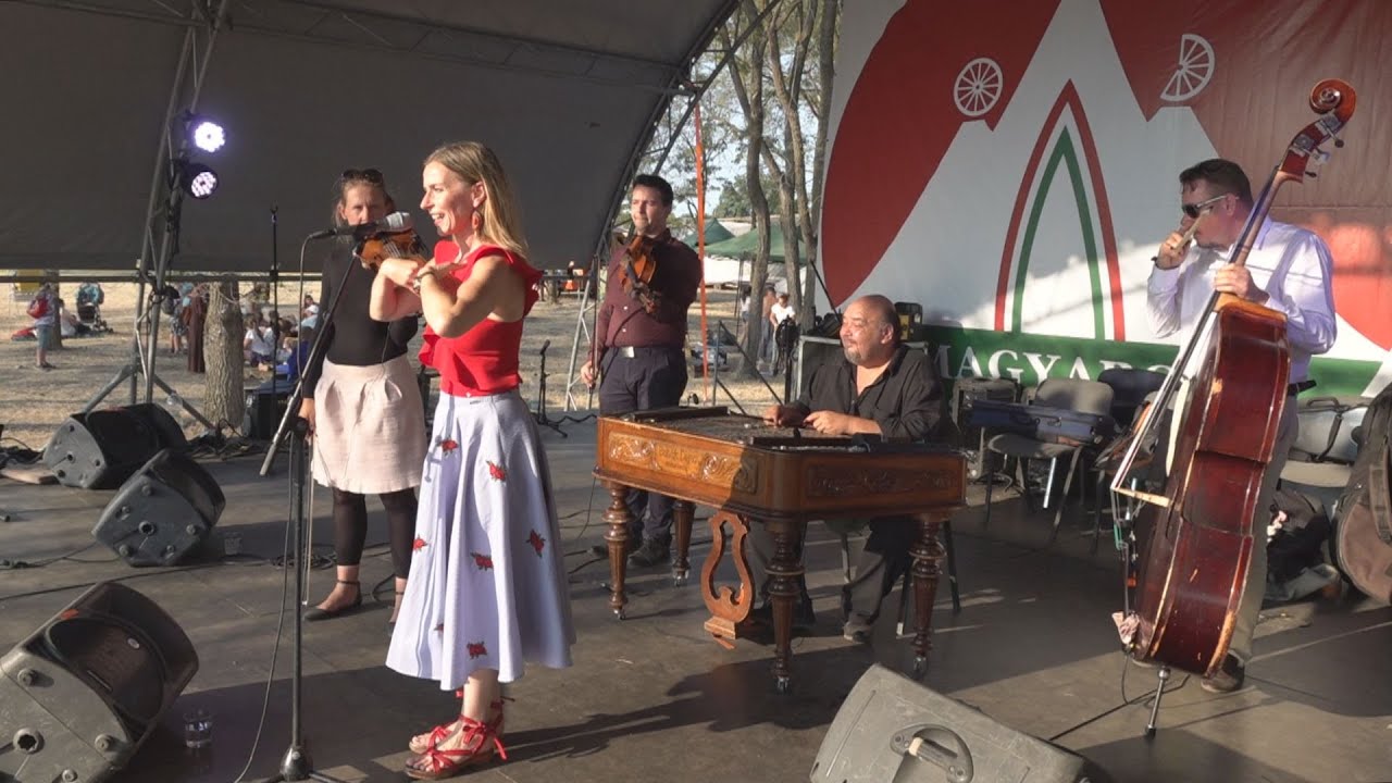 Korpás Éva: A pozsonyi sétatéren.  Zárókoncert.