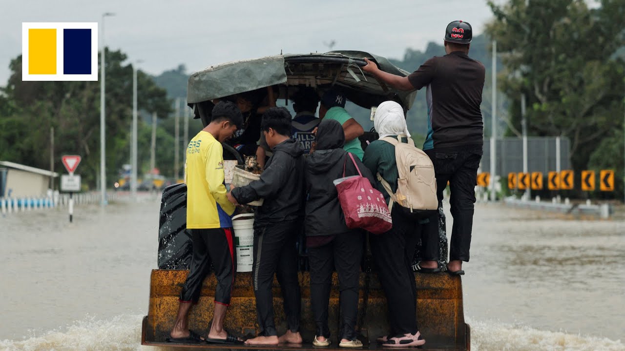 Deadly floods sweep Southeast Asia