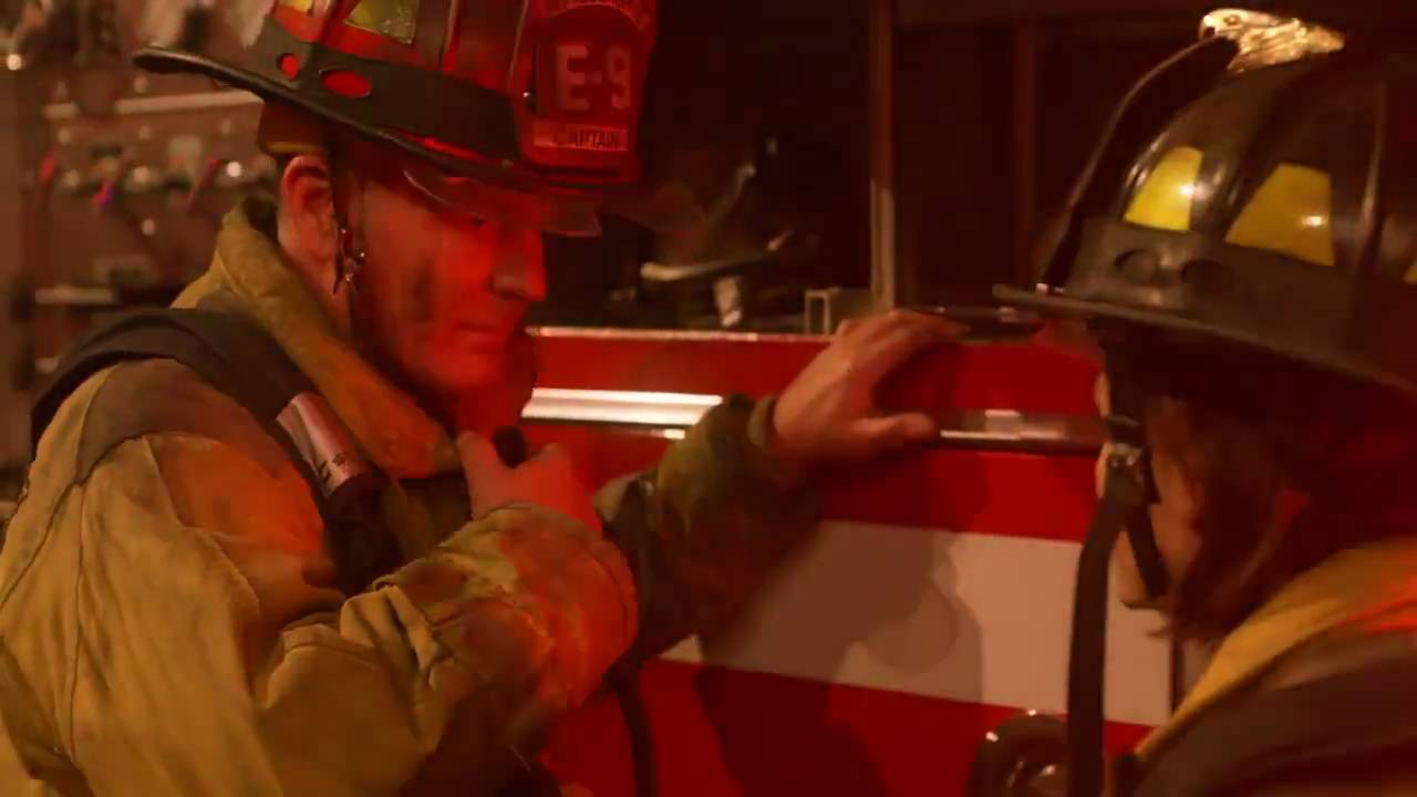 Alex O'Loughlin - Three Rivers: 