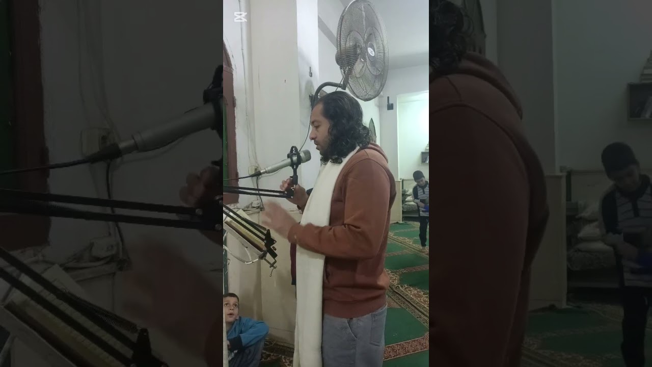 العيال اللى كل يوم تستنانى ساعة الصلاة 😂 أنا لو ضارب حد فيهم مش هيقعدولى كدا #اكسبلور  😂😂😂